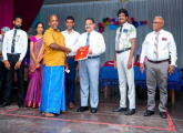 e-SLIMS පද්ධතිය හරහා ඉඩම් බලපත්‍ර ලබාදීම ප්‍රථම වරට කහටගස්දිගිලියේ දී